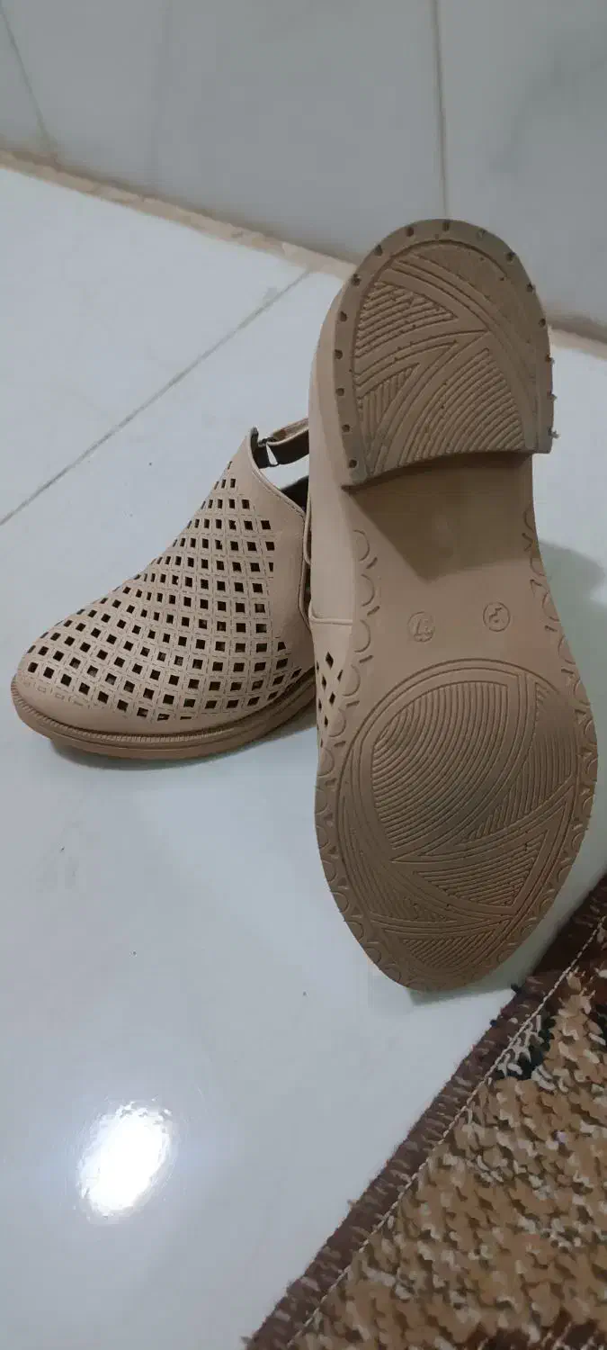 کفش در حد نو|کیف، کفش، کمربند|جوانرود, |دیوار