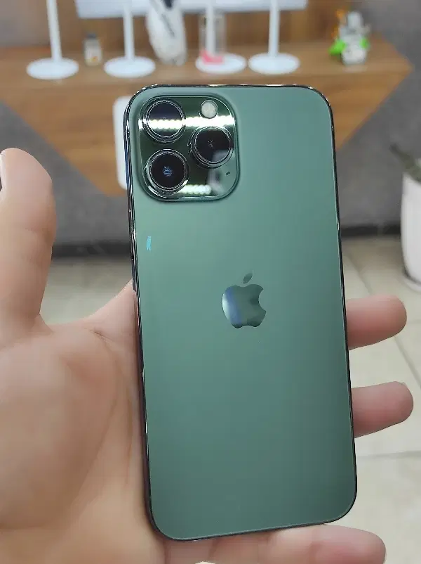 13 pro max|موبایل|شیراز, ملاصدرا|دیوار
