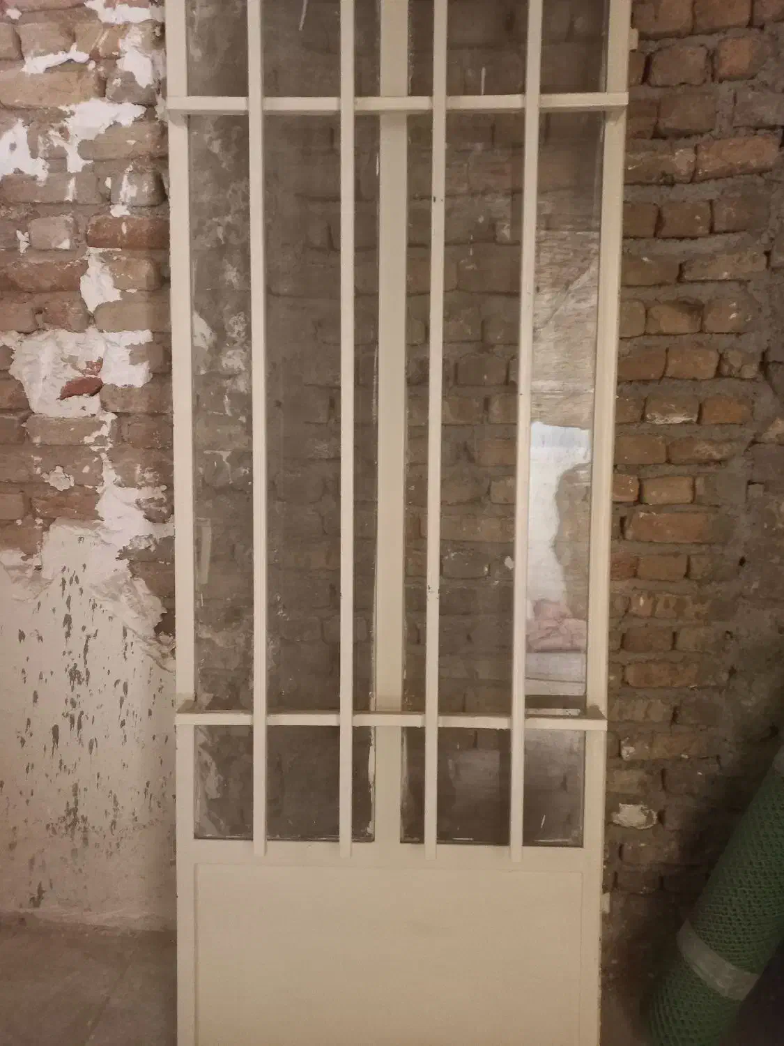مقداری در و پنجره سالم|مصالح و تجهیزات ساختمان|بروجرد, |دیوار