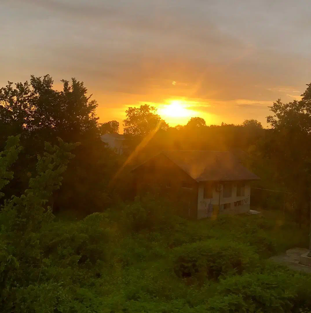 زمین ۲۰۰متر برای فروش   عکس گذاشته شده تزئینی هست|فروش زمین و ملک کلنگی|لاهیجان, خالو باغ|دیوار