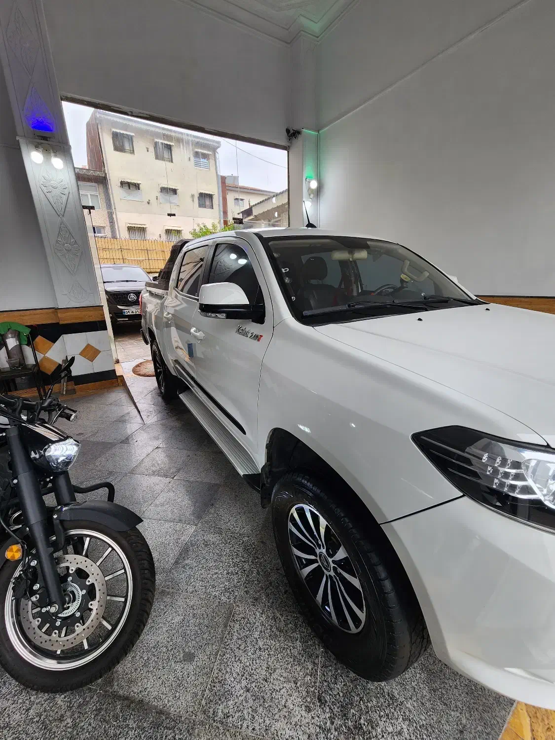 کلوت اتوماتیک مدل ۱۴۰۲ بدون رنگ|خودرو سواری و وانت|رشت, فلسطین|دیوار