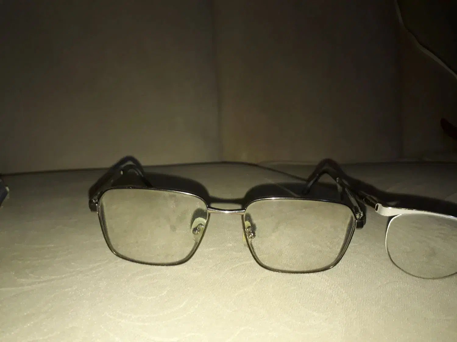 چارچوب عینک طبی|آرایشی، بهداشتی، درمانی|ارومیه, |دیوار