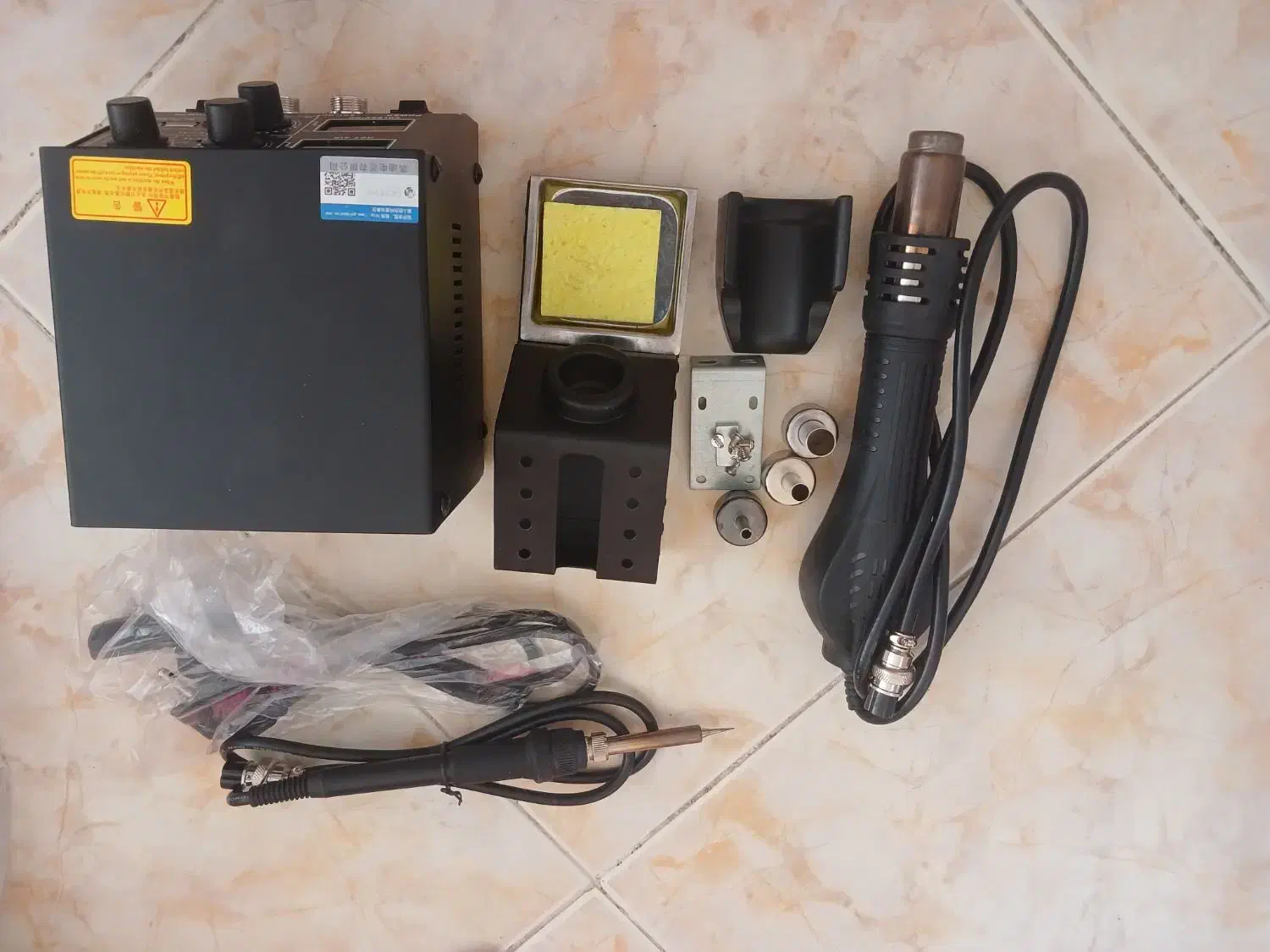 هیتر هویه گرداک 868d نو و استفاده نشده|لوازم جانبی موبایل و تبلت|اندیشه, پرنیان|دیوار