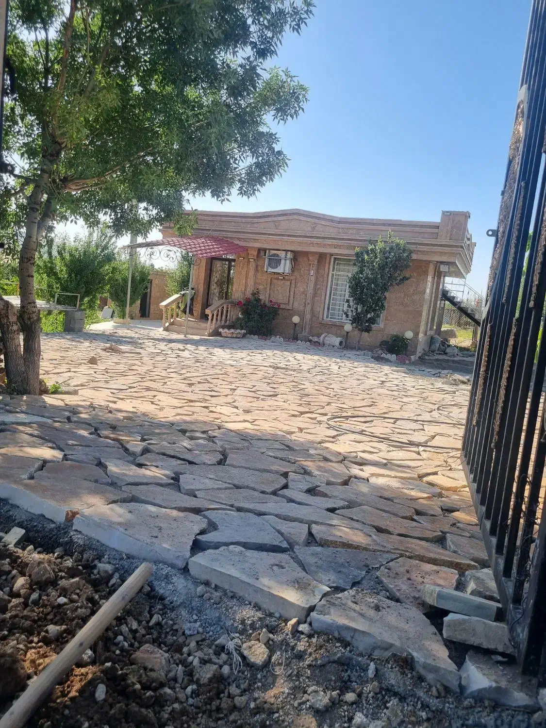 اجاره خانه باغ ایوان جاده امامزاده سیدعبدالله|اجارهٔ کوتاهمدت ویلا و باغ|ایوان, |دیوار