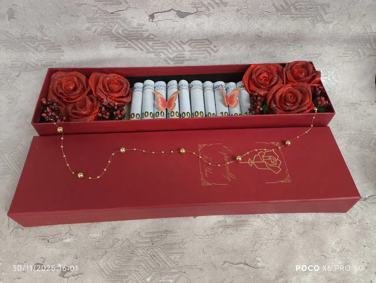 باکس هدیه روز مادر|گل مصنوعی|ورامین, ورامین|دیوار