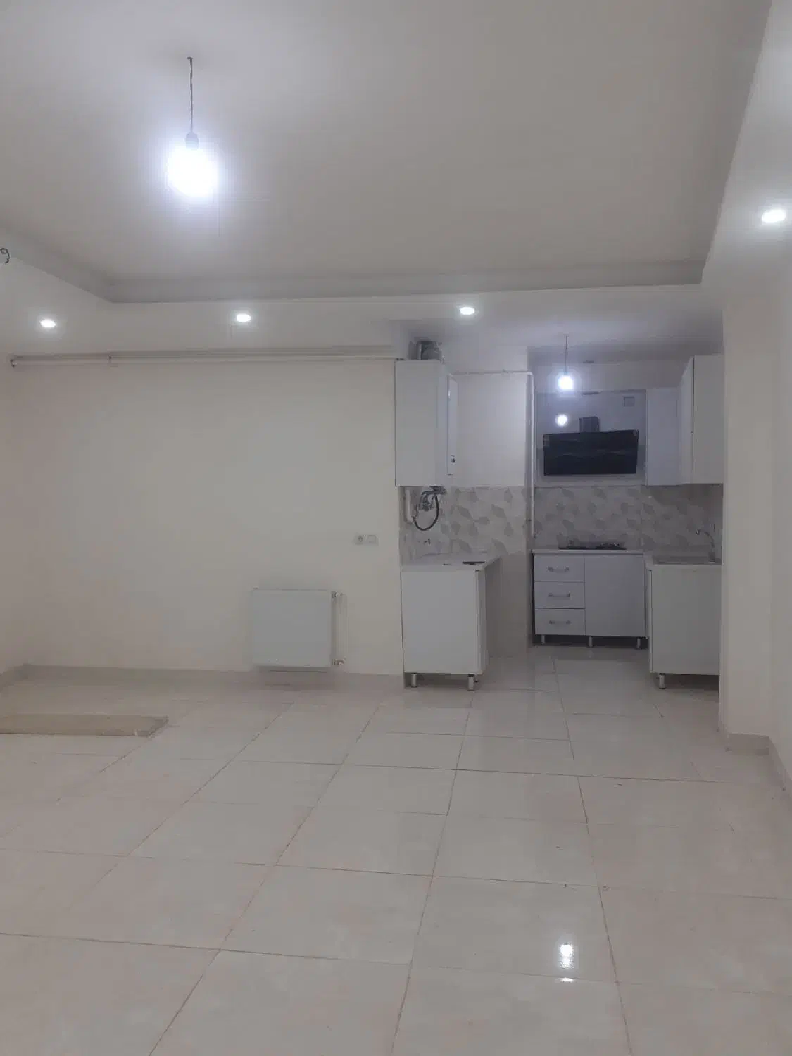 اجاره آپارتمان طبقه ۲ نوساز دوخواب با پارکینگ|اجارهٔ آپارتمان|رشت, حمیدیان|دیوار