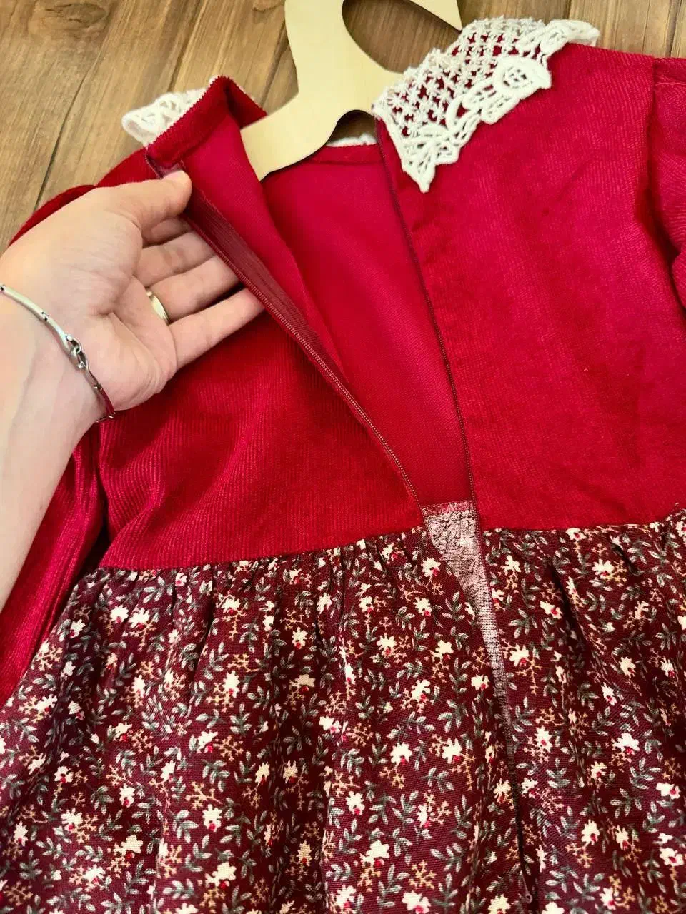 پیراهن یلدایی|لباس|هشتگرد, مدرس|دیوار