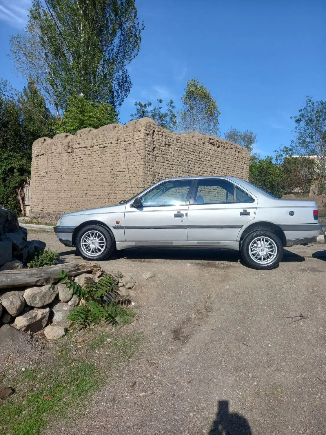 پژو405مدل88فقط نصف گلگیرعقب زنگ|خودرو سواری و وانت|اردبیل, |دیوار