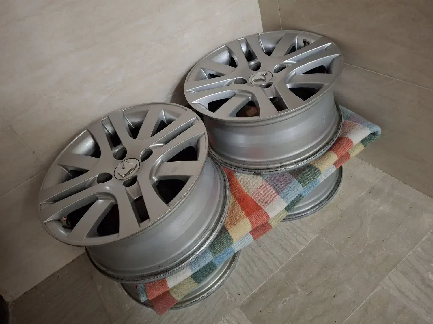 رینگ اورجینال اصلی ایران خودرو|قطعات یدکی و لوازم جانبی|شاهینشهر, شهرک امام رضا|دیوار