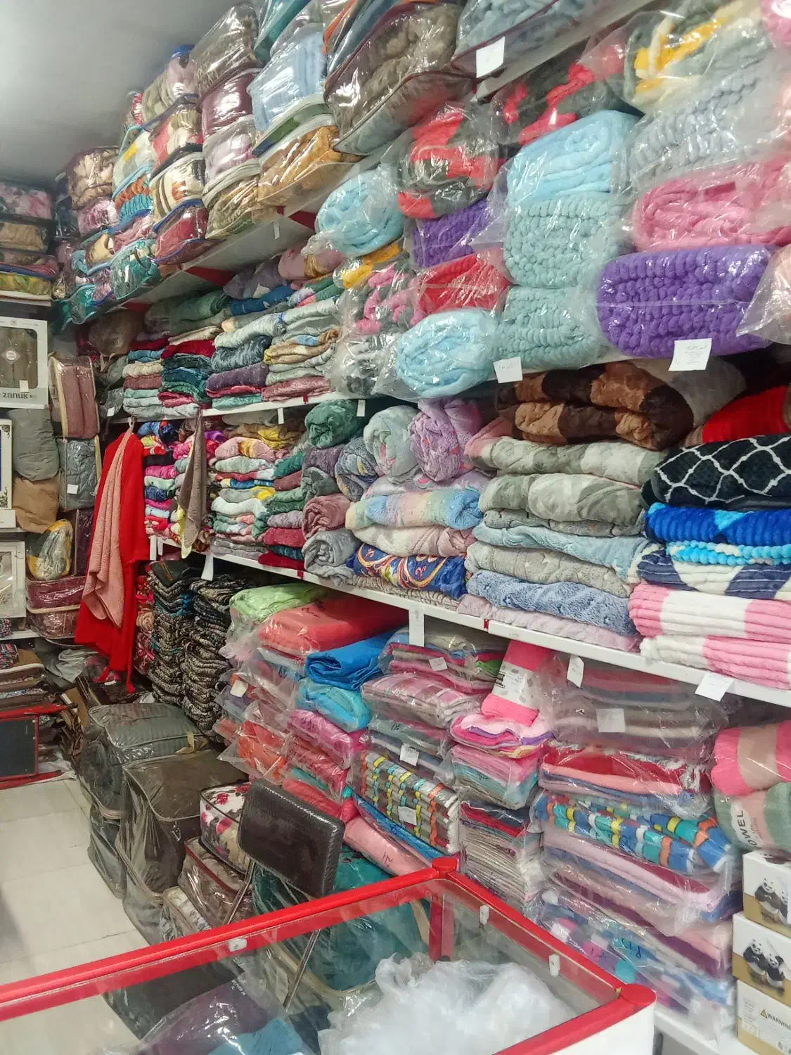 گالری حوله و پتو و روفرشی و شورگشتی و قرعه کشی|رختخواب، بالش، پتو|نیشابور, بنیاد شهید|دیوار