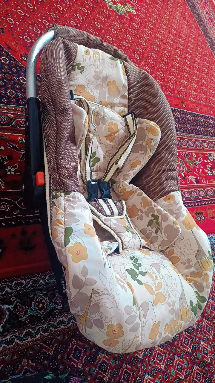 کریر|کالسکه و لوازم جانبی|اسلامآباد غرب, |دیوار