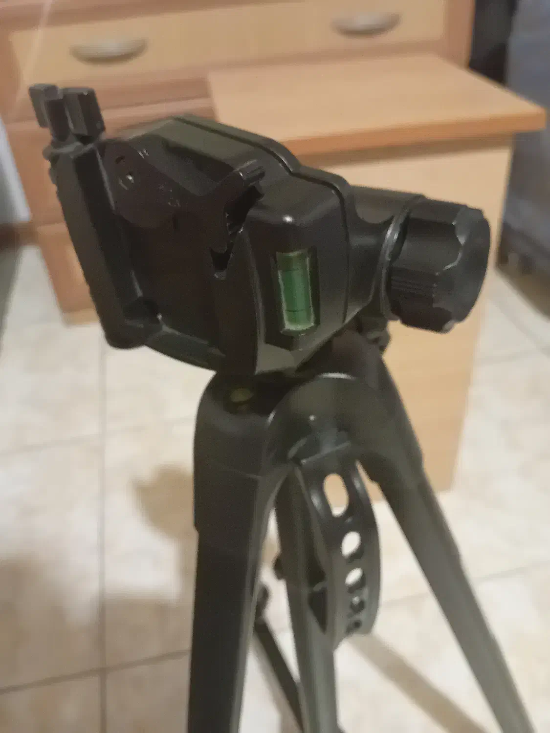 سه پایه دوربین|دوربین عکاسی و فیلم‌برداری|پردیس, فاز ۲|دیوار