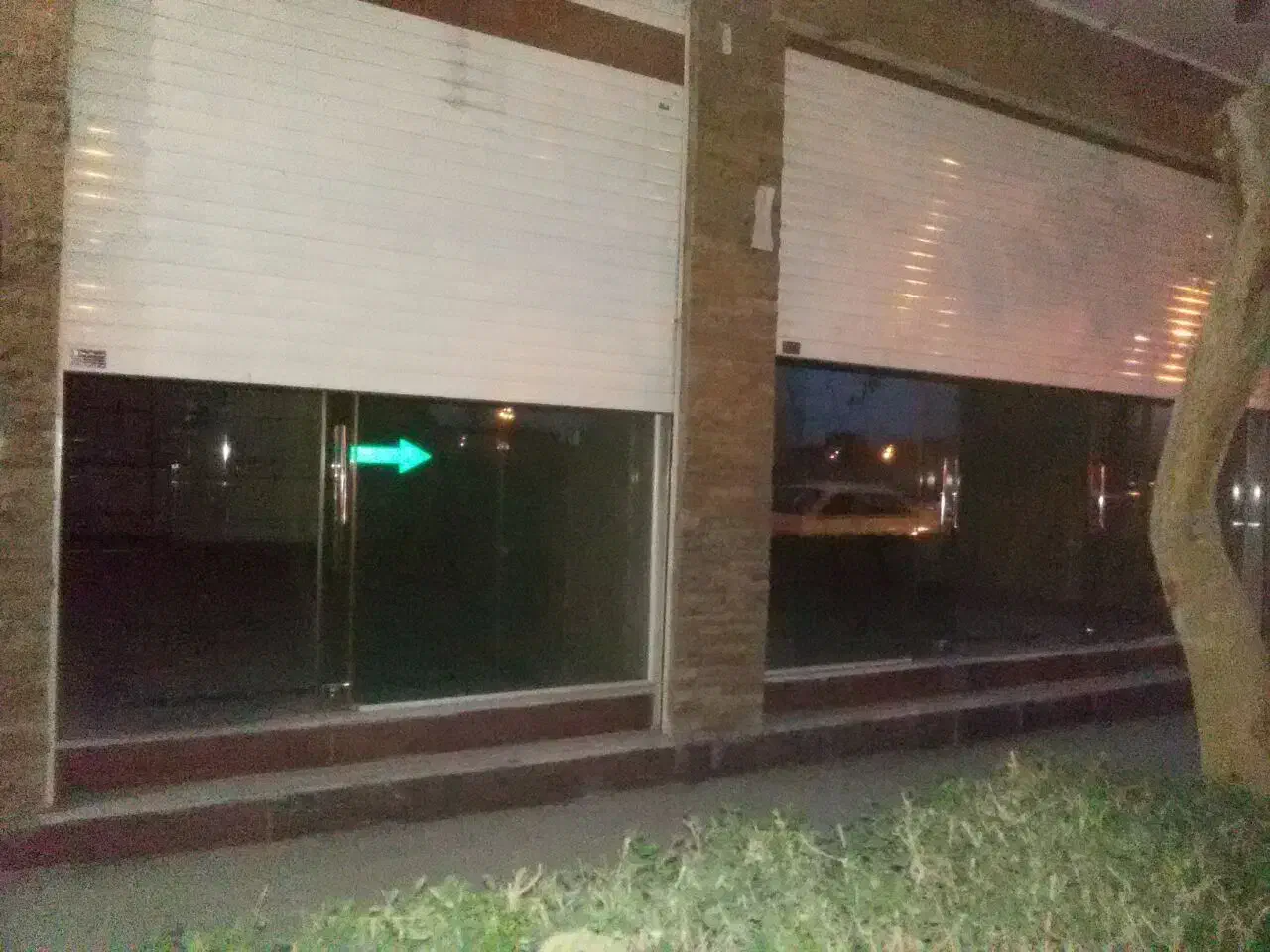 مغازه ۵۰ متری تجاری اجاره|اجارهٔ مغازه و غرفه|اصفهان, جاوان|دیوار