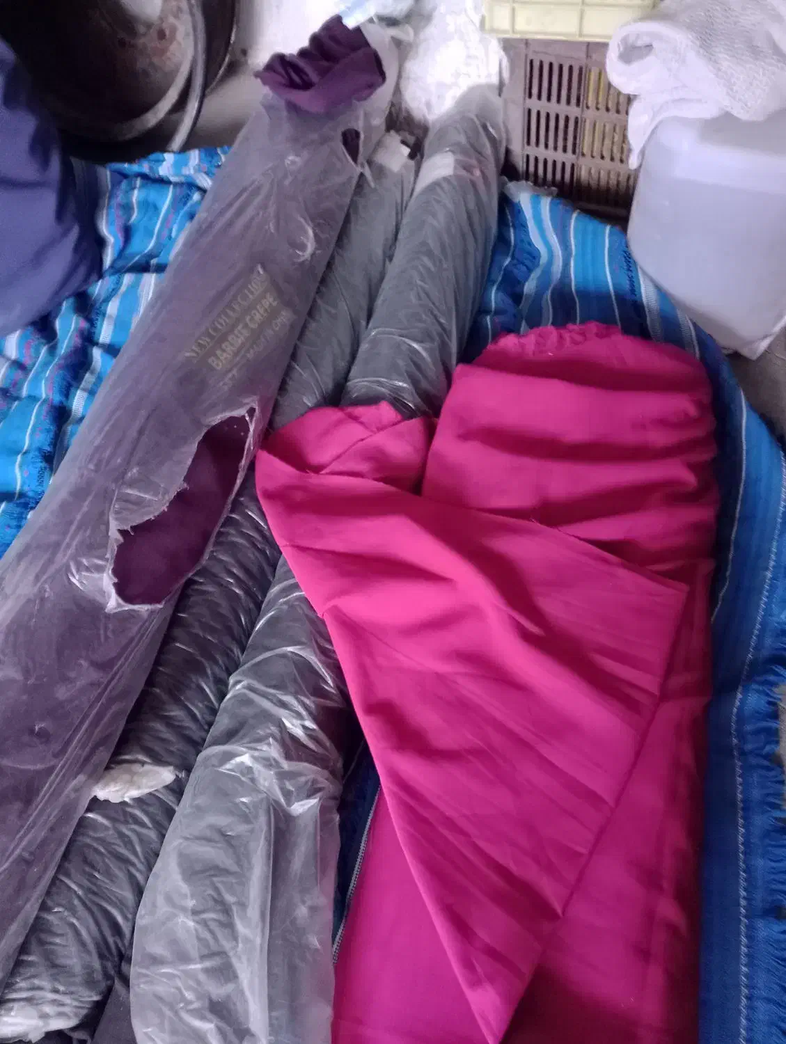 پارچه|لباس|بستان آباد, |دیوار