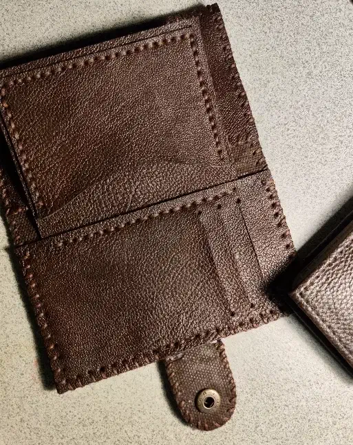 کیف دست دوز|کیف، کفش، کمربند|لردگان, |دیوار