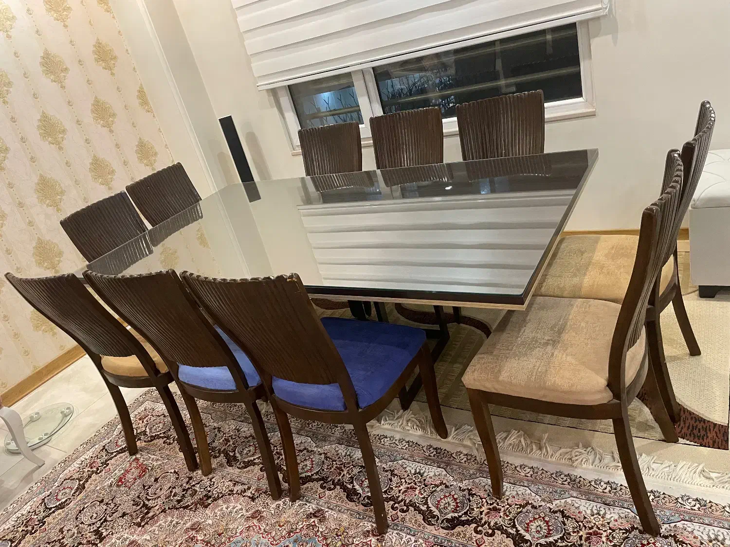 صندلی و میز ناهار خوری|مبلمان خانگی و میز عسلی|اندیشه, اندیشه فاز ۳|دیوار