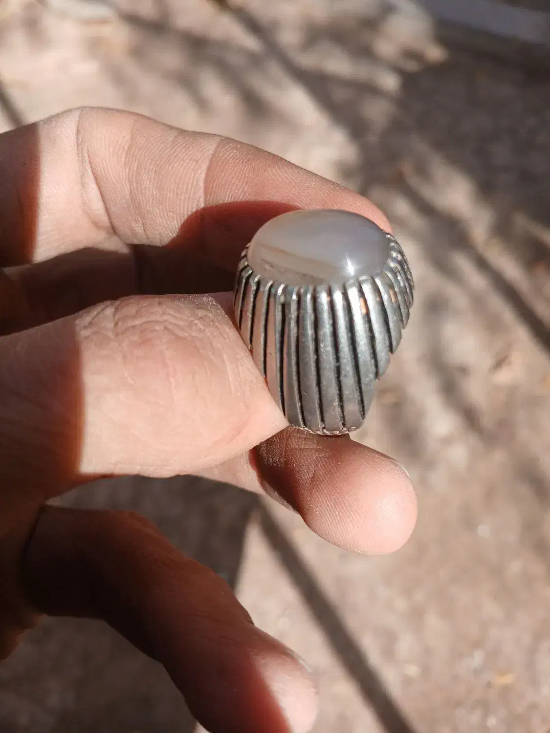 انگشتر نقره عقیق سوسنی|بدلیجات|بروجن, |دیوار