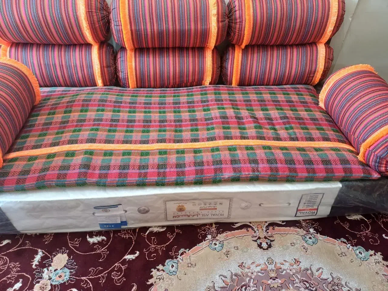 فروش بالشت دست دوز|رختخواب، بالش، پتو|شیراز, صاحب الزمان|دیوار