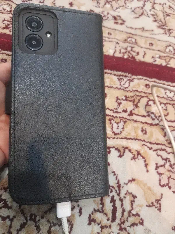 یک گوشی تمیزوسالم ۱۲میلیون|موبایل|خرم‌آباد, |دیوار