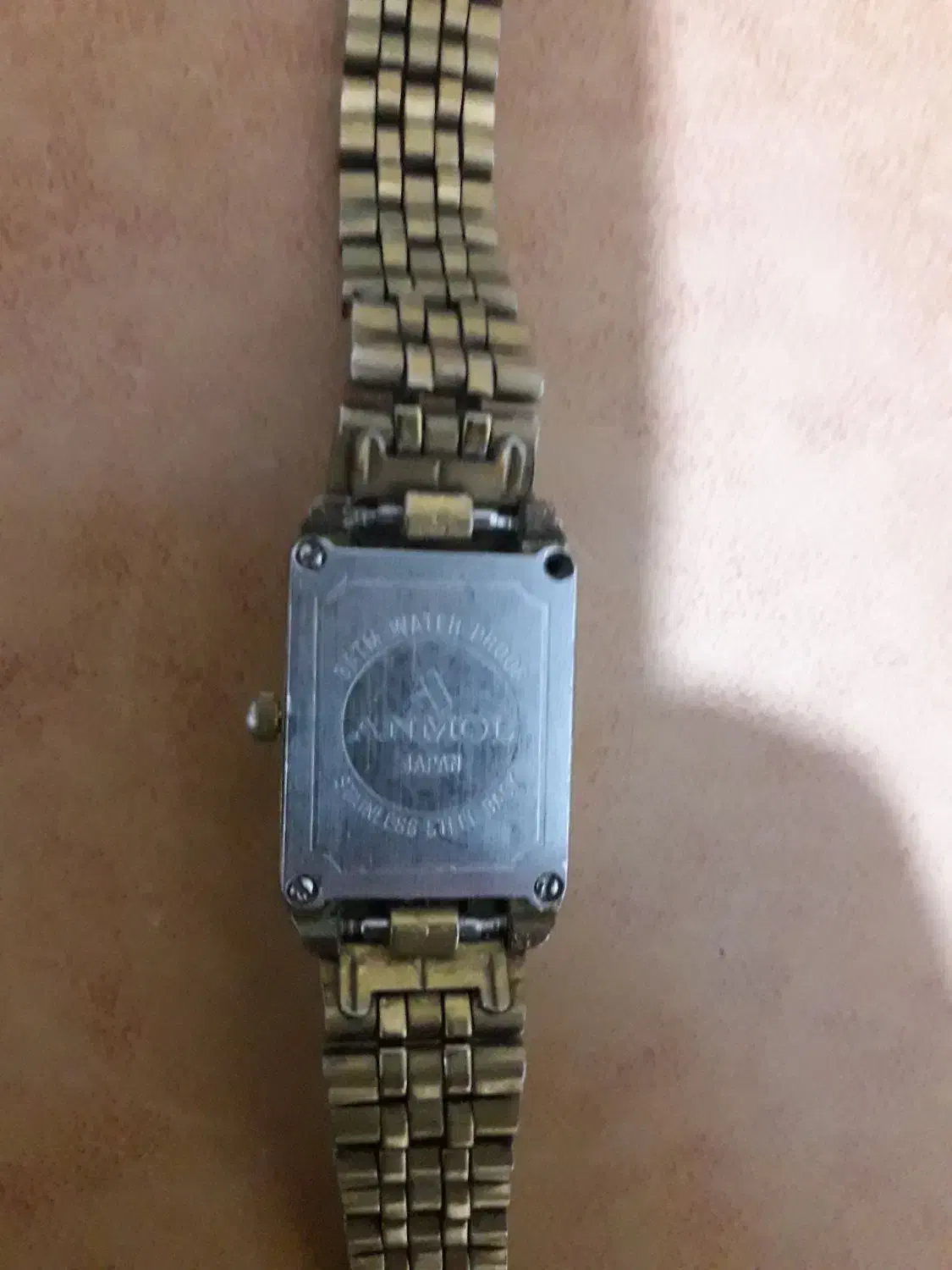 ساعت مچی اصل ژاپن سالم ومناسب|ساعت|کاشان, سرپله جدید|دیوار