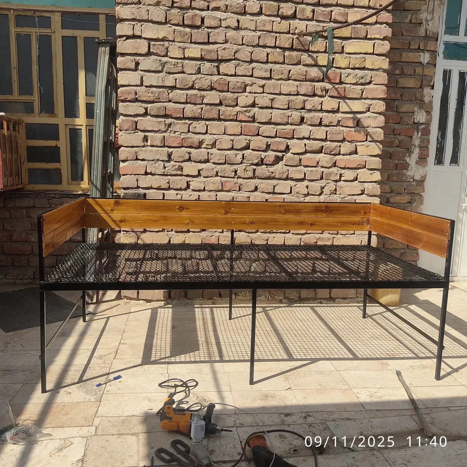 تخت سنتی چوب و فلز|صندلی و نیمکت|جیرفت, |دیوار