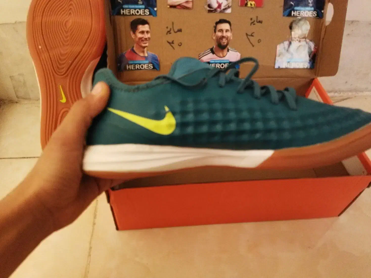 کفش فوتسال مجیستا ایکس|تجهیزات ورزشی|دماوند, گیلاوند|دیوار