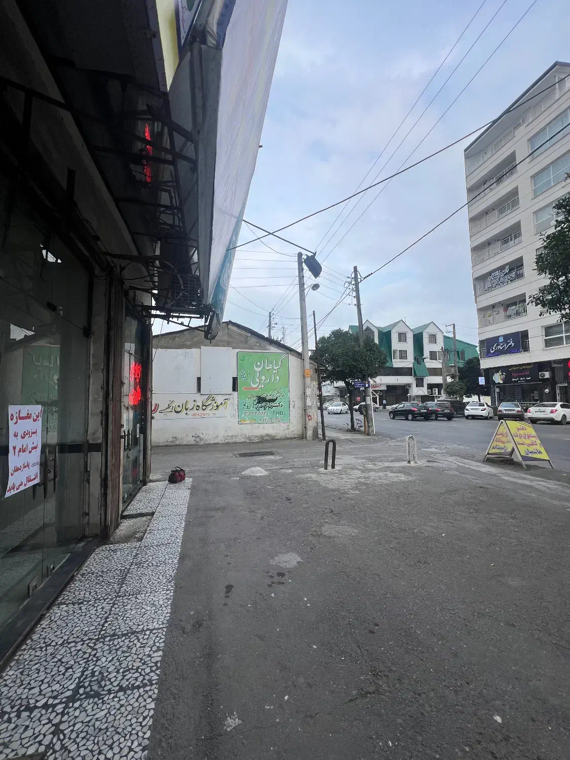 اجاره تجاری چهارراه میزبان|اجارهٔ مغازه و غرفه|بابلسر, |دیوار