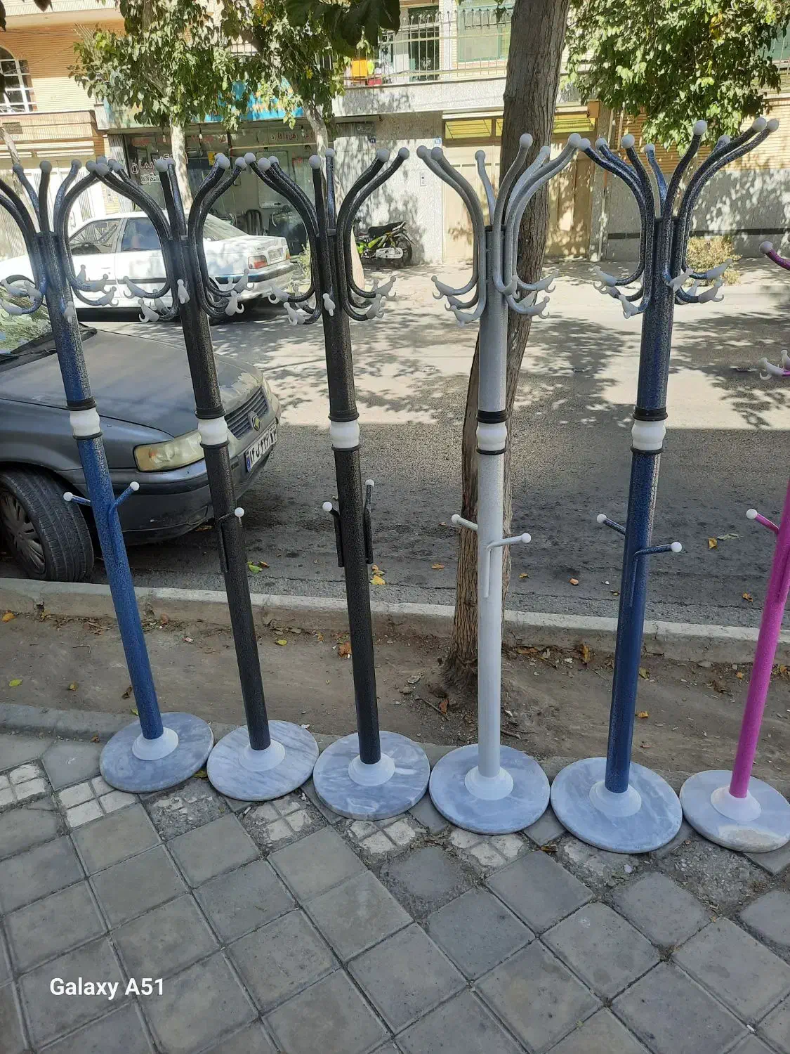 فروش جالباسی  پایه سنگی چرخشی استاتیک|بندرخت و رخت‌آویز|اصفهان, کلمان|دیوار