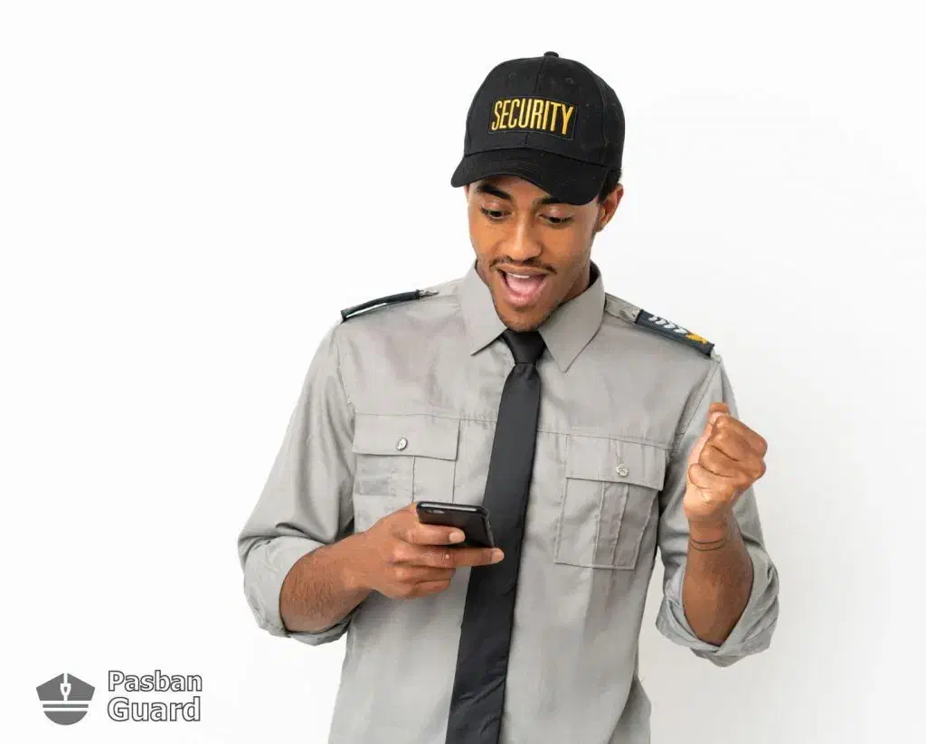 استخدام نگهبان جوان برای مراقبت و گشت زنی|استخدام سرایداری و نظافت|صدرا-فارس, فاز ۱|دیوار