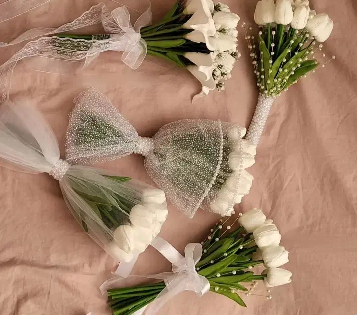 دسته گل عروس/ گل لاله لمسی|گل مصنوعی|مشهد, موسوی قوچانی|دیوار