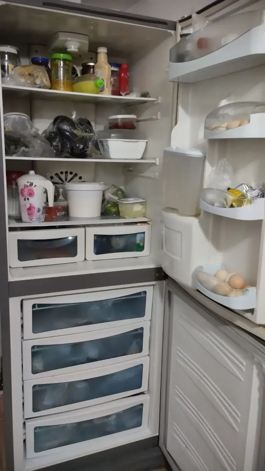 لباسشویی تمام اتوماتیک و یخچال فریزر مارک سورن|ماشین لباسشویی و خشککن لباس|نیشابور, مازول|دیوار