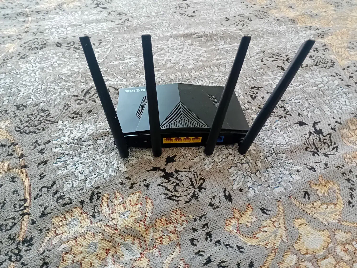 روتر بی سیم4G|مودم و تجهیزات شبکه|بروجرد, |دیوار