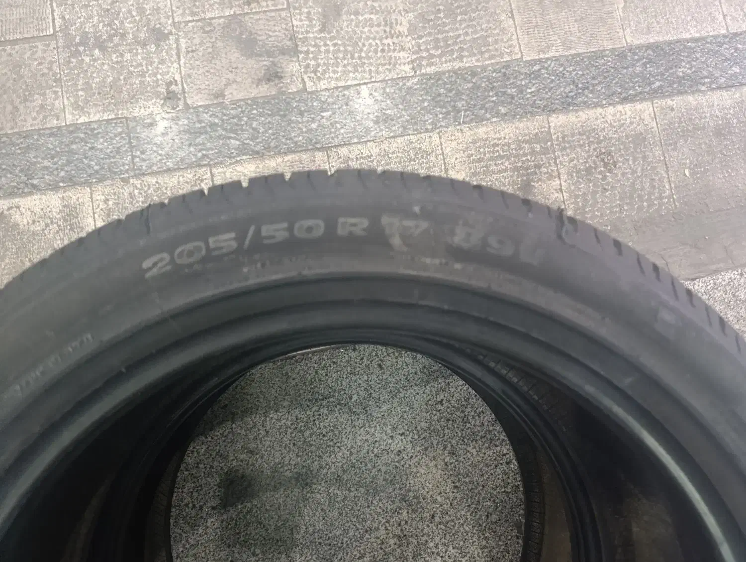 لاستیک اریزو رسپکت|قطعات یدکی و لوازم جانبی|فسا, |دیوار