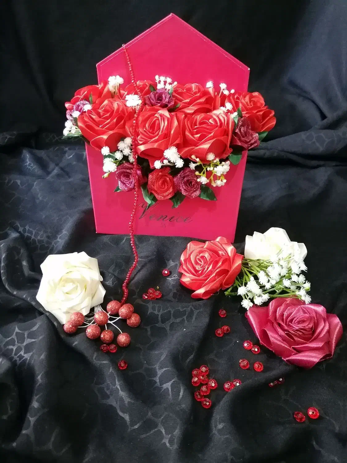 باکس گل|گل مصنوعی|ساوه, |دیوار