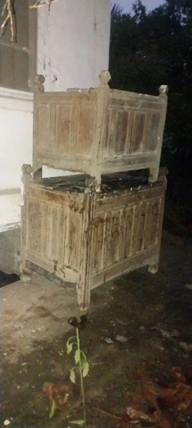 صندوق قدیمی|صنایع دستی و سایر لوازم تزئینی|رشت, فرزانه|دیوار