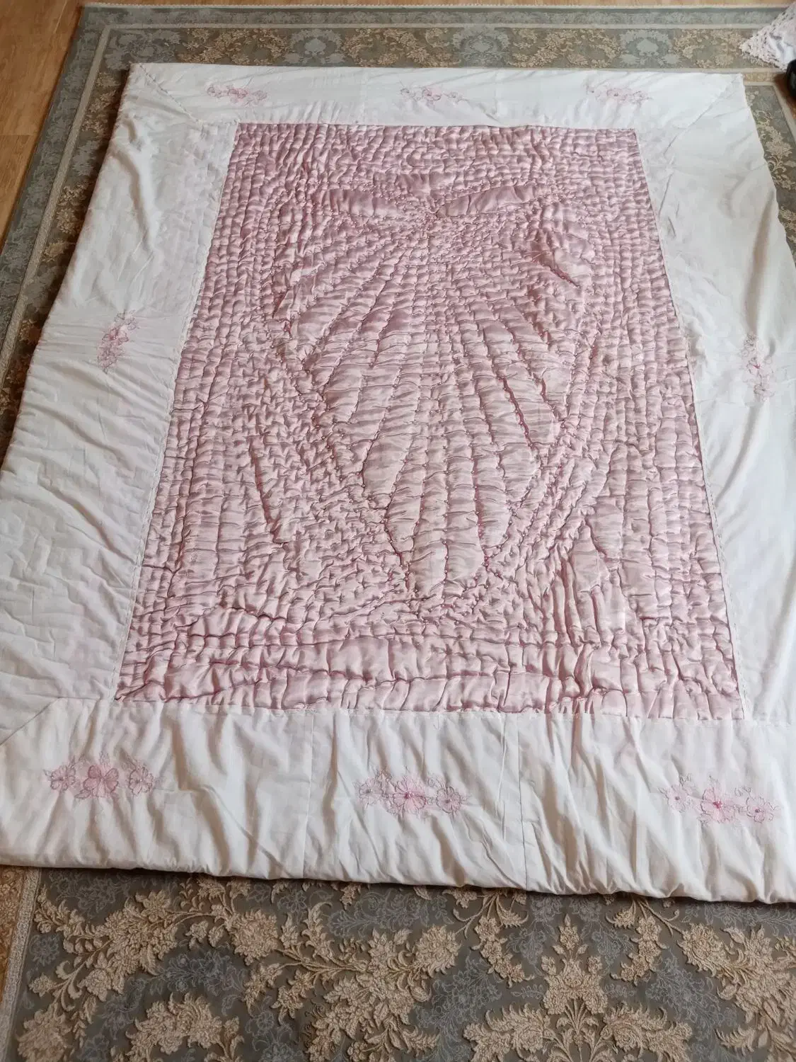 لحاف نو|رختخواب، بالش، پتو|ری, شهرک نظامی|دیوار