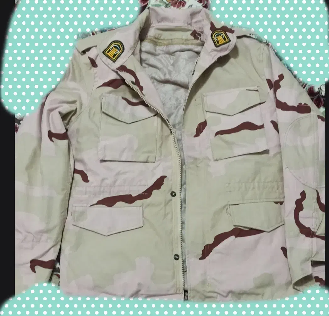 اورکت|لباس|بروجرد, |دیوار