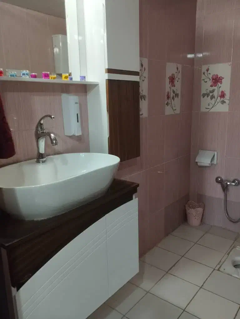 رهن واحد ۱۰۵ متری دو خواب خانه کارگر|اجارهٔ آپارتمان|شاهین‌شهر, خانه کارگر|دیوار