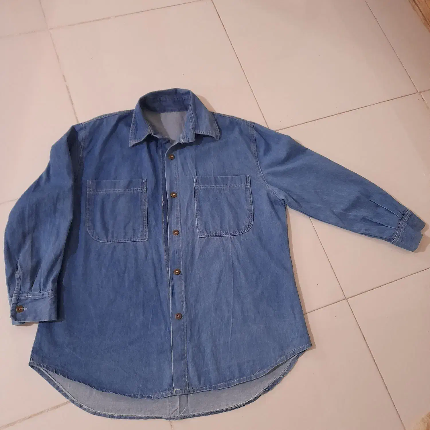 مانتو لی|لباس|بروجرد, |دیوار