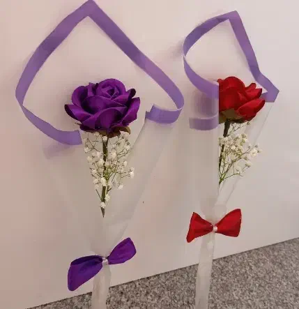 شاخه گل دسته گل و باکس گل مصنوعی هدیه روز مادر.زن|گل مصنوعی|مشهد, شهید بهشتی|دیوار