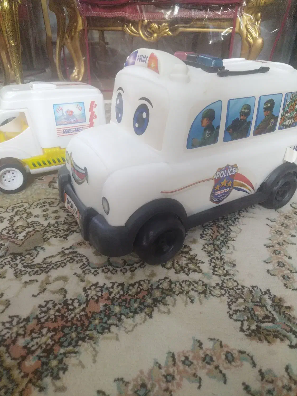 اسباب بازی|اسباببازی بچه|تربتحیدریه, آغوی|دیوار