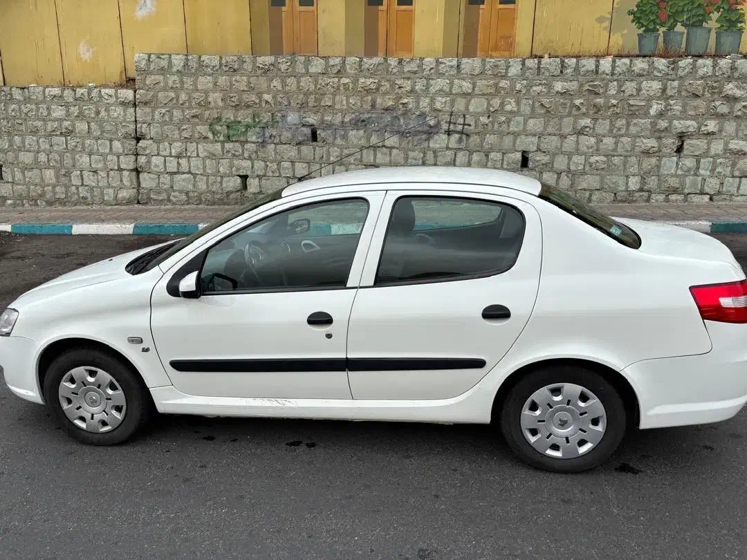 رانا Lx 94 کم کارکرد فوق العاده تمیز و بی رنگ|خودرو سواری و وانت|تهران, سید خندان (جلفا)|دیوار