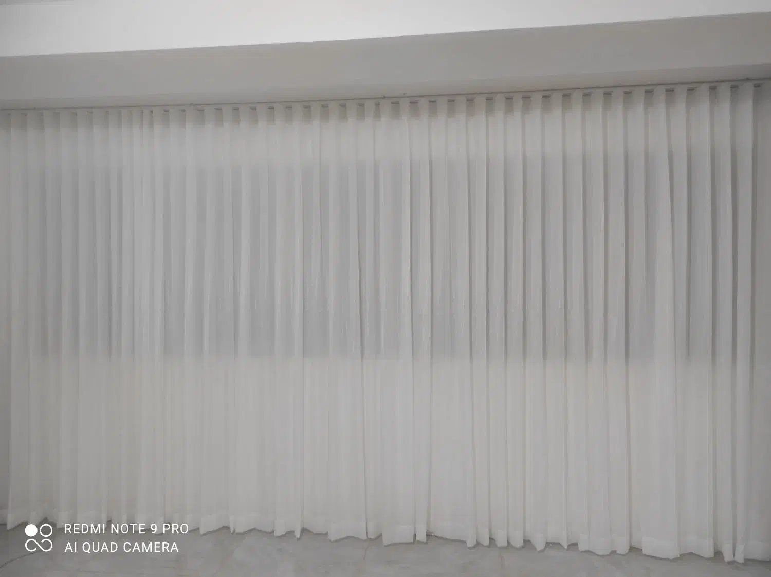 پرده پارچه‌ای پانچ اسپورت و سلطنت|پرده، رانر، رومیزی|شیراز, صاحب الزمان|دیوار