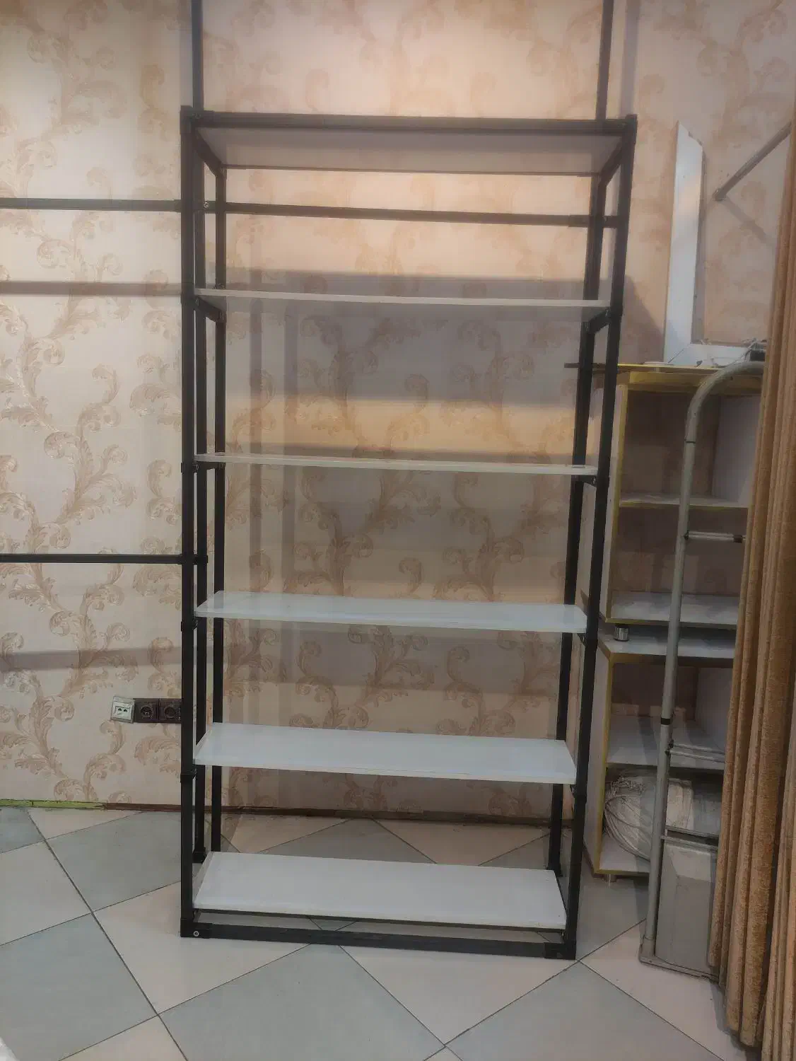 تجهیزات مغازه پوشاک|فروشگاه و مغازه|سیرجان, |دیوار