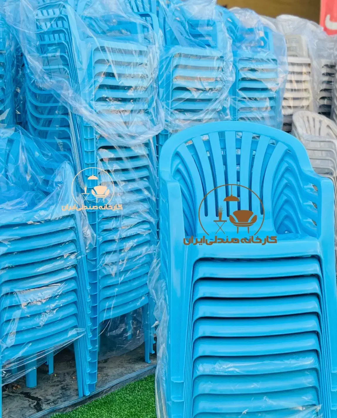 صندلی پلاستیک طرح استقلال نهارخوری مدارس کارخانه|صندلی و نیمکت|تهران, میدان ولیعصر|دیوار