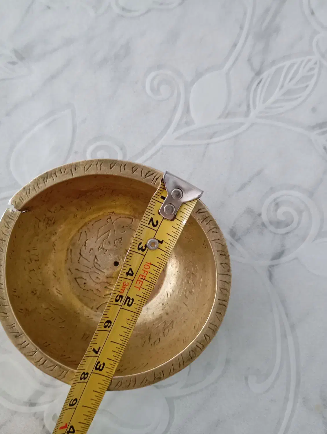 کاسه چهل کلید جنس مس قدمت ۵۰ ساله حکاکی نام پنج تن|کلکسیون اشیاء عتیقه|فردیس, منظریه|دیوار