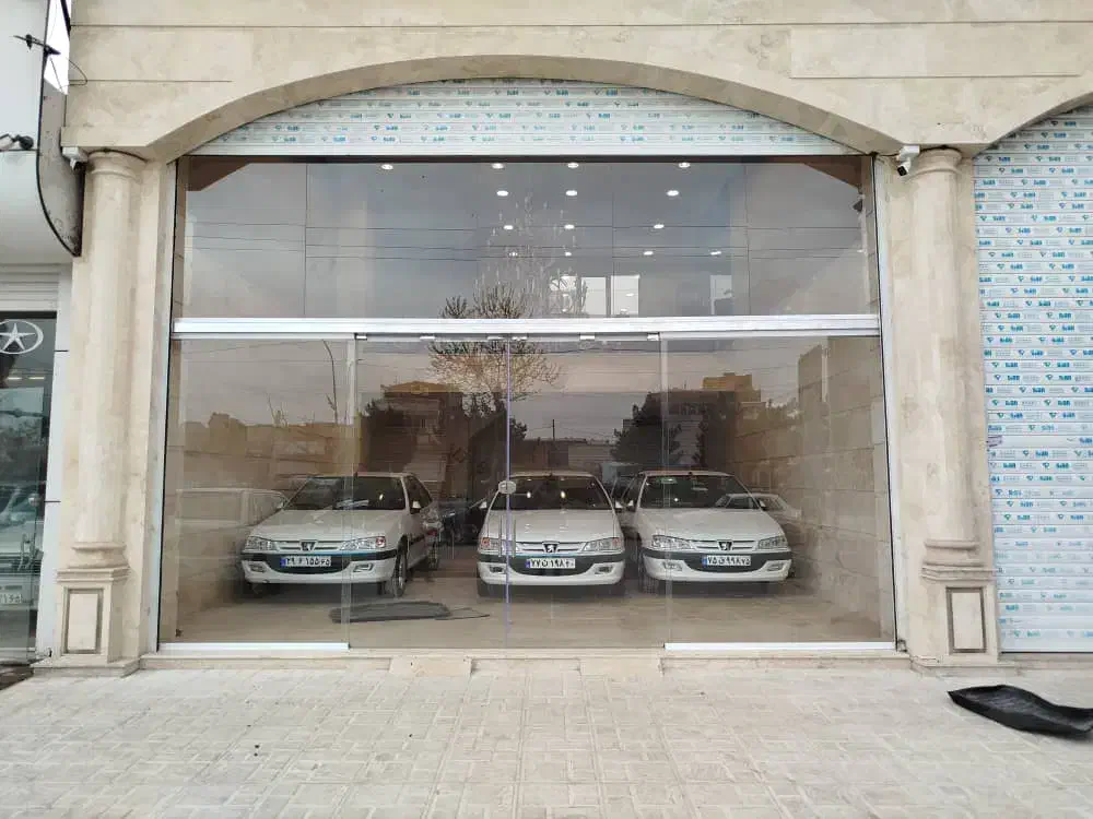 پخش و نصب شیشه سکوریت فقط متری ۱.۲۰۰ و کرکره برقی|خدمات پیشه و مهارت|کرمان, |دیوار