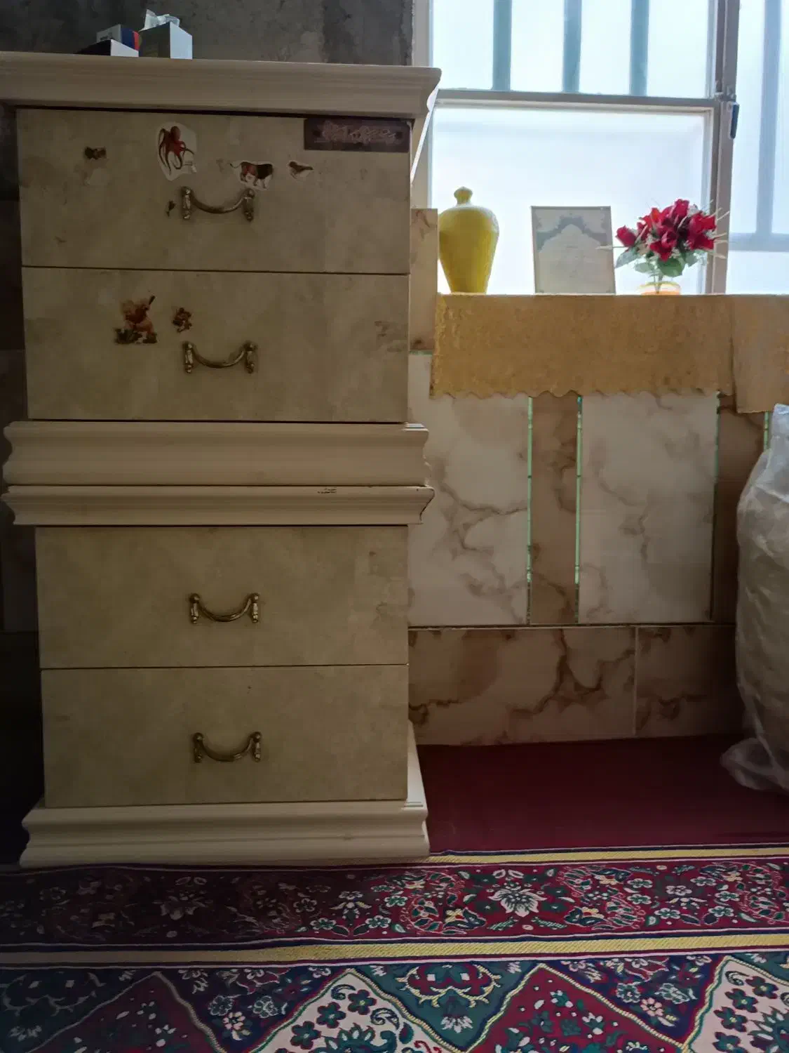 دو عدد پا تختی|تخت و سرویس خواب|میناب, |دیوار