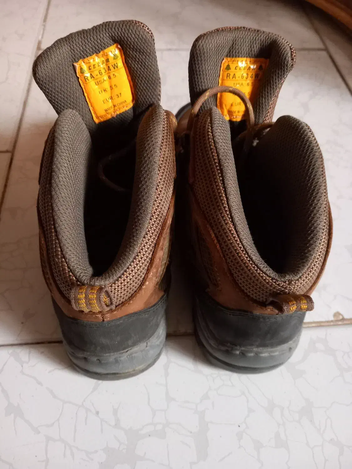 پوتین پسرانه درحدنو|کیف، کفش، کمربند|اسلام‌شهر, شهرک قائمیه|دیوار