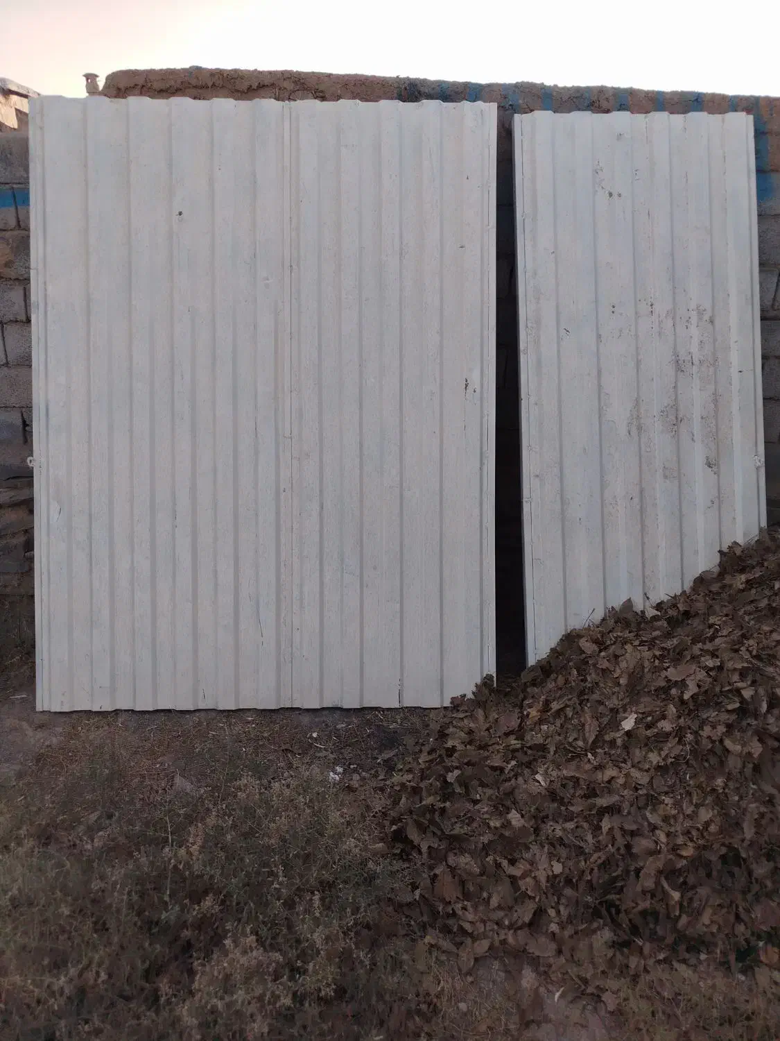 درب حیاط|مصالح و تجهیزات ساختمان|کمیجان, |دیوار